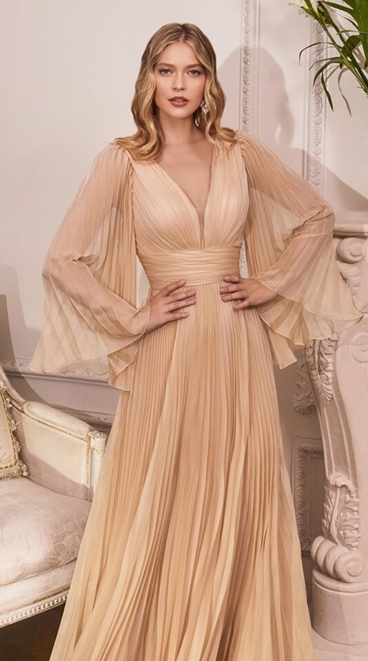 Model wearing a Mothers dress
