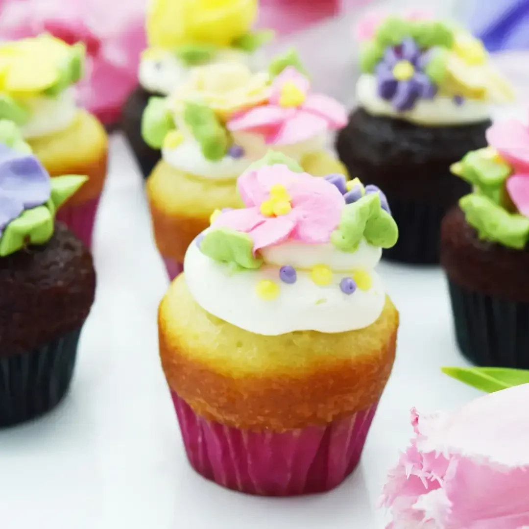 Cakes and Desserts Image #2