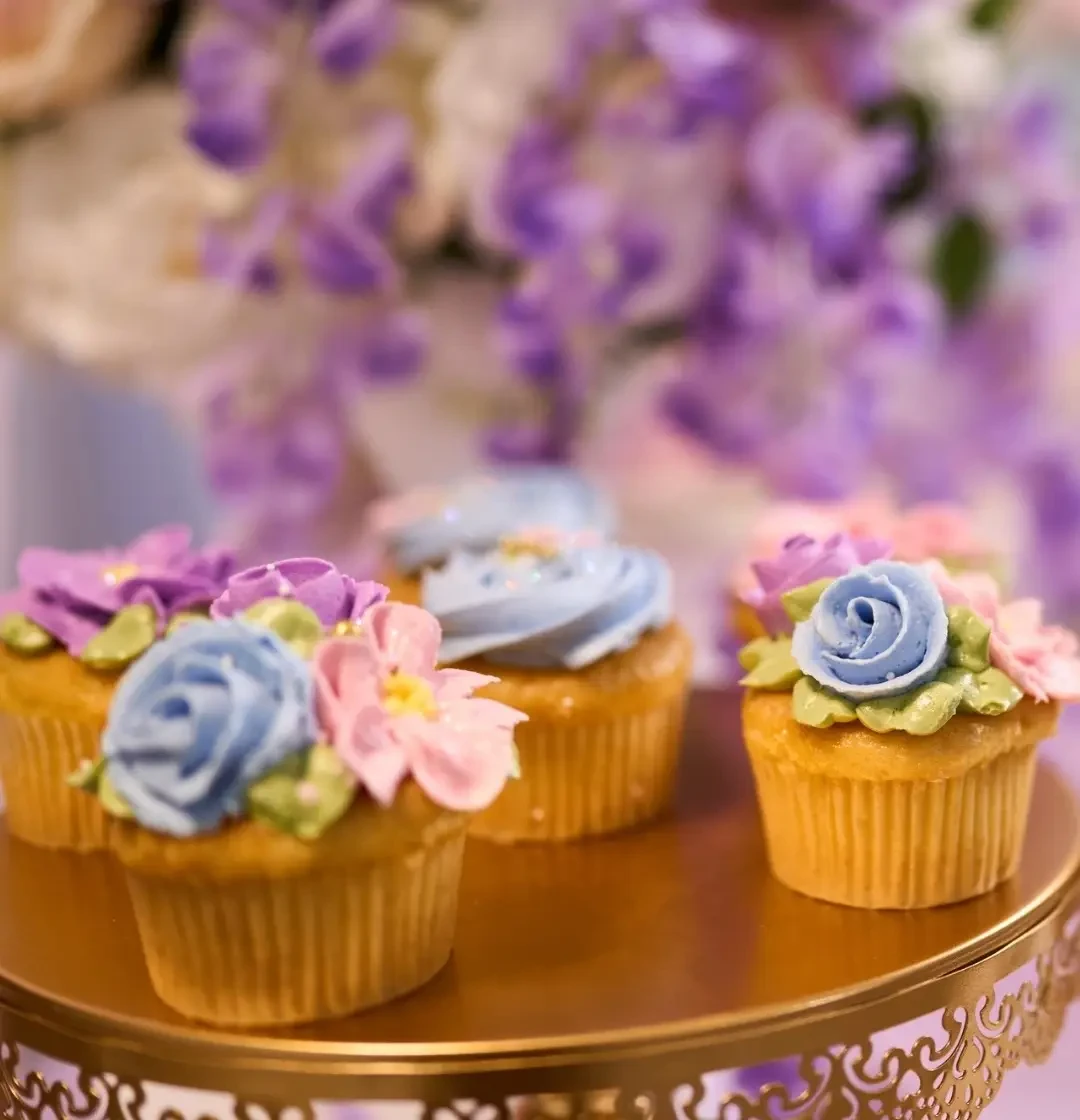 Cakes & Desserts Image #2